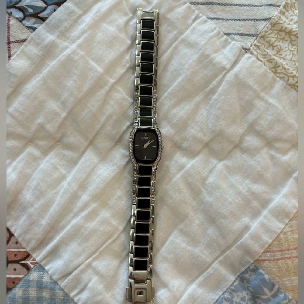 Women Solar Powered Citizen Eco-Drive Watch